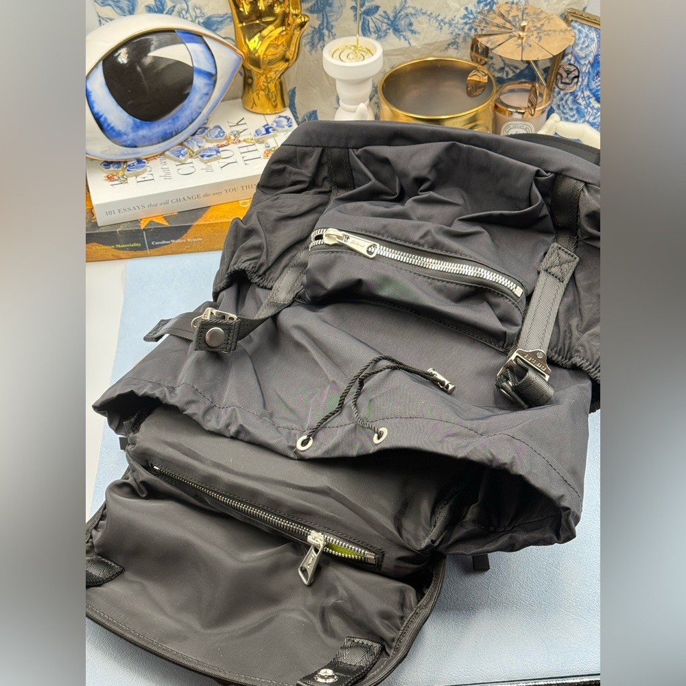 🆕 DIESEL 🧿 NWT Logos L-Large Backpack, Black Recycled Nylon - Picture 14 of 15